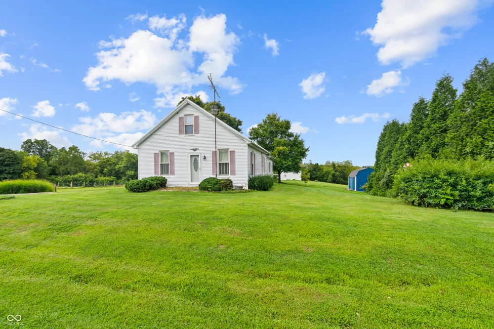 6099 State Road 129 Vevay, IN 47043