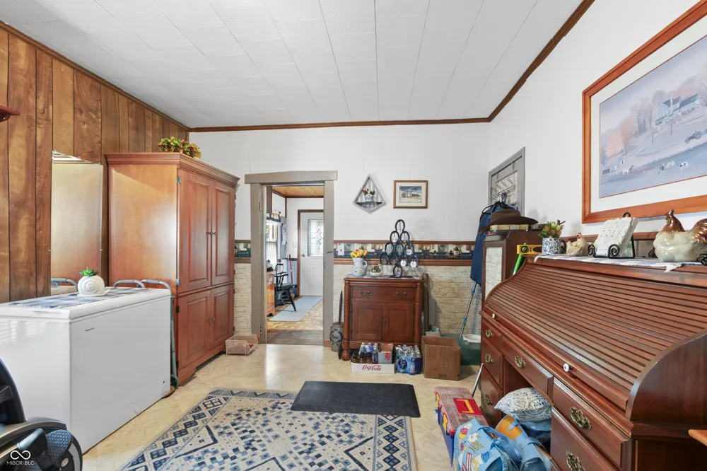 6099 State Road 129 Vevay, IN 47043