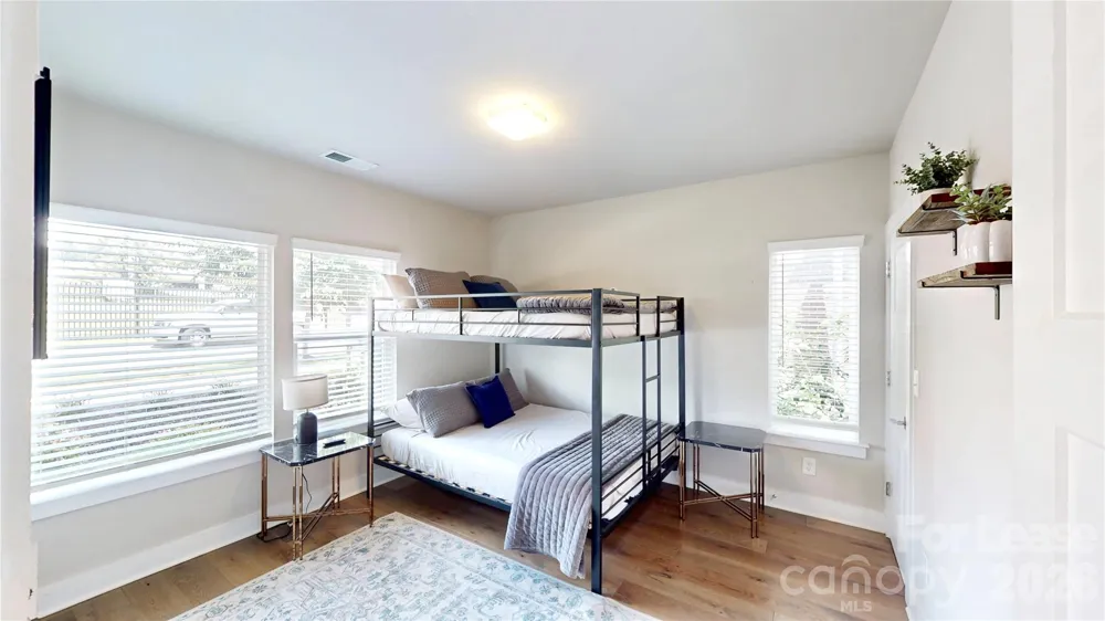 2115 Isom Street Charlotte, NC 28208