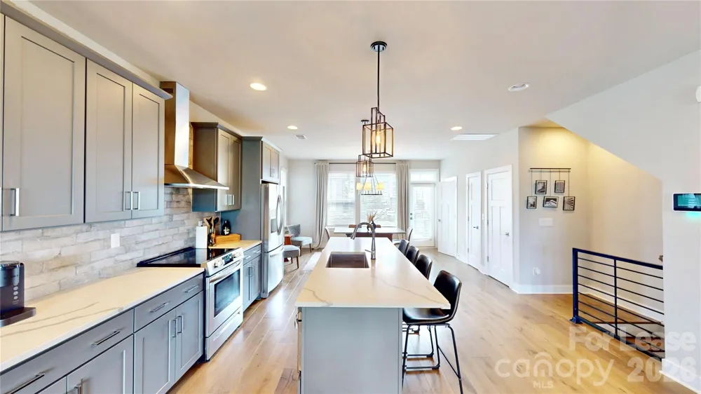 2115 Isom Street Charlotte, NC 28208