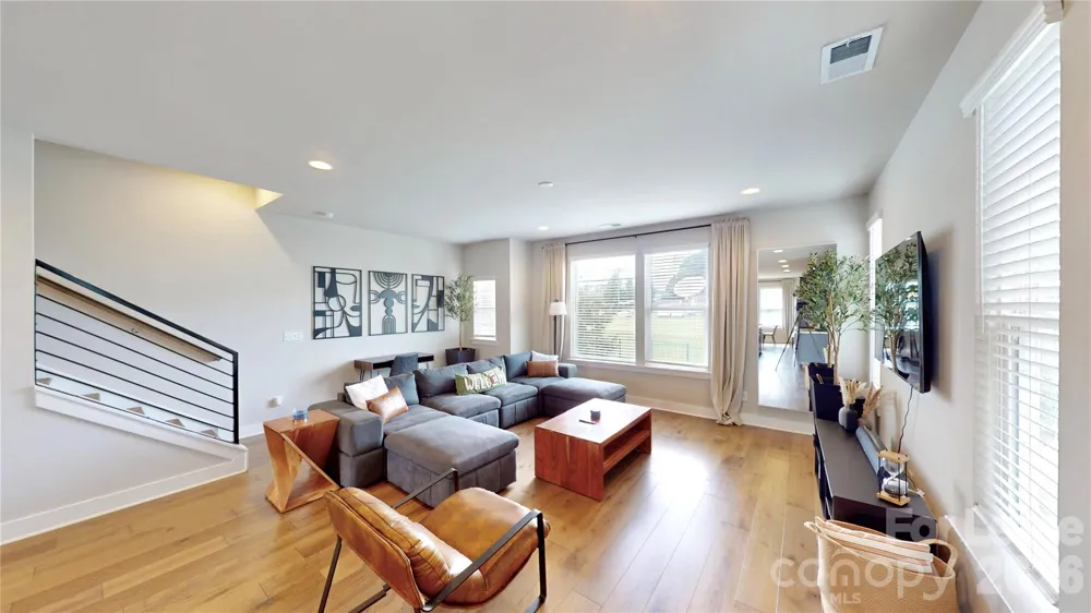 2115 Isom Street Charlotte, NC 28208