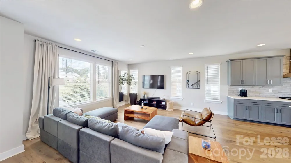 2115 Isom Street Charlotte, NC 28208
