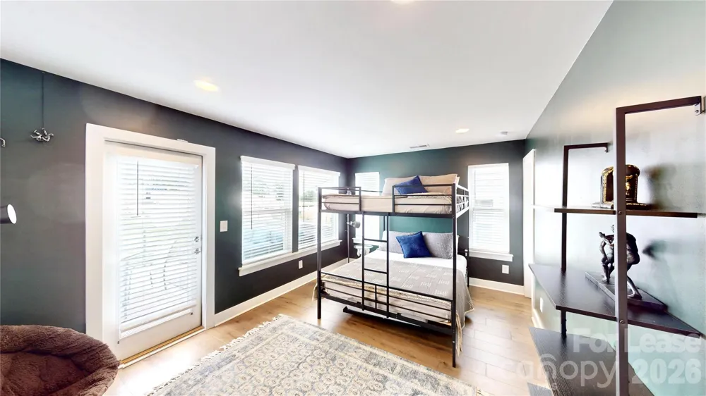 2115 Isom Street Charlotte, NC 28208