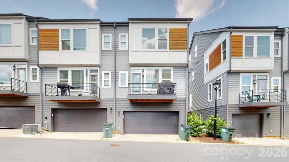 2115 Isom Street Charlotte, NC 28208
