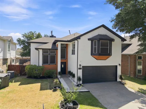 2124 Newport Drive
