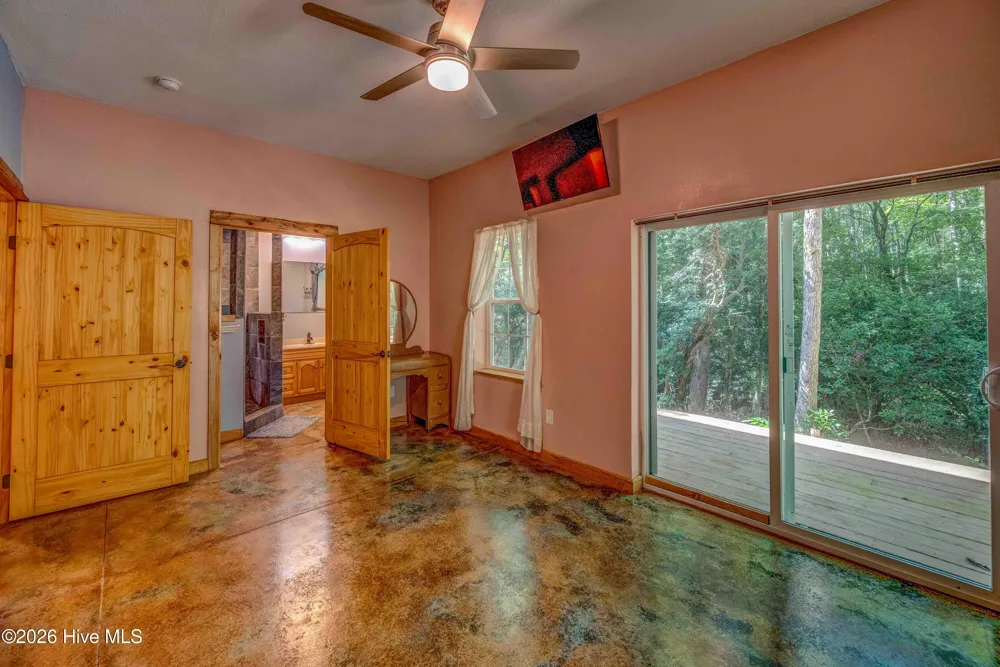 15 Ranger Hill Murphy, NC 28906