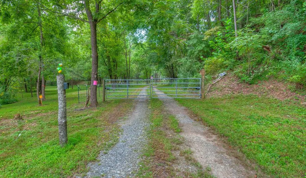 15 Ranger Hill Murphy, NC 28906