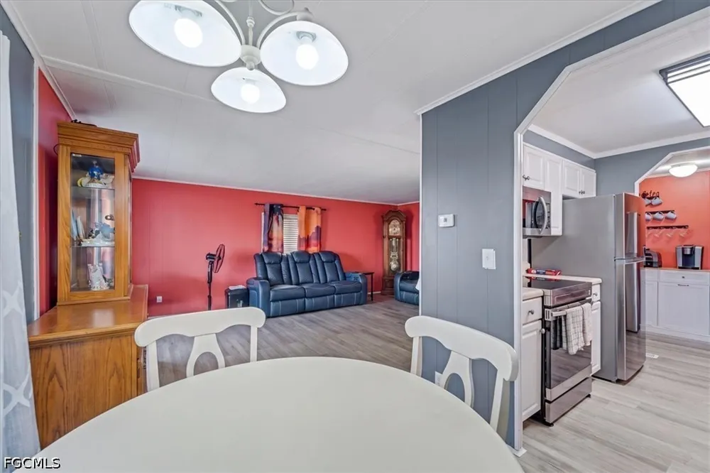 Longview Lane North Fort Myers, FL 33917