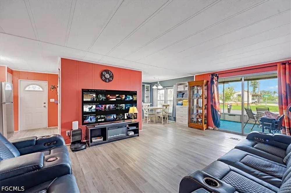 Longview Lane North Fort Myers, FL 33917