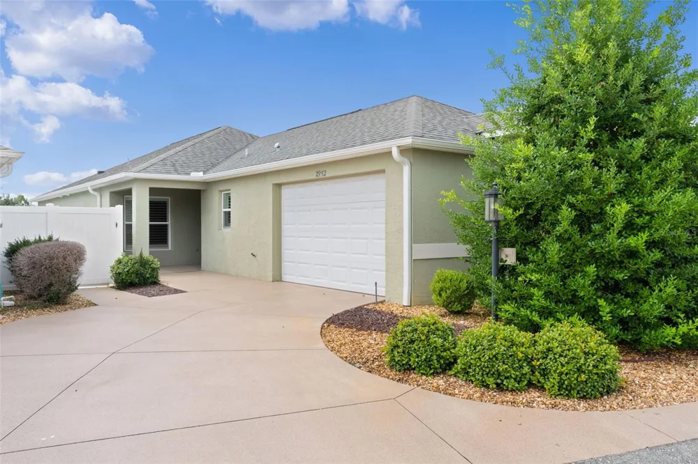 2952 KRAMER COURT The Villages, FL 32163