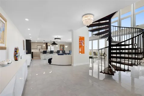 1607 PONCE DE LEON #1