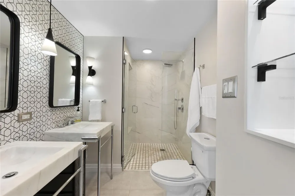 1607 PONCE DE LEON #1 San Juan, PR 00909