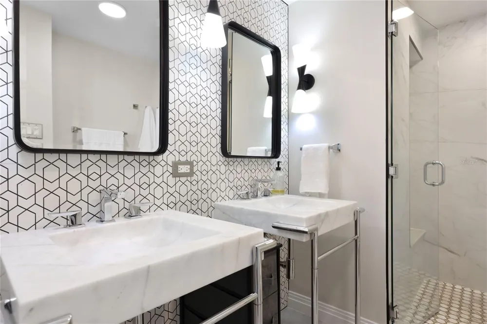 1607 PONCE DE LEON #1 San Juan, PR 00909
