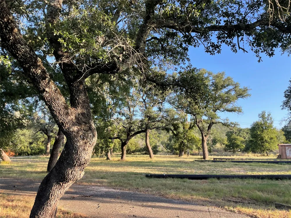 110 Wolf Run Burnet, TX 78611