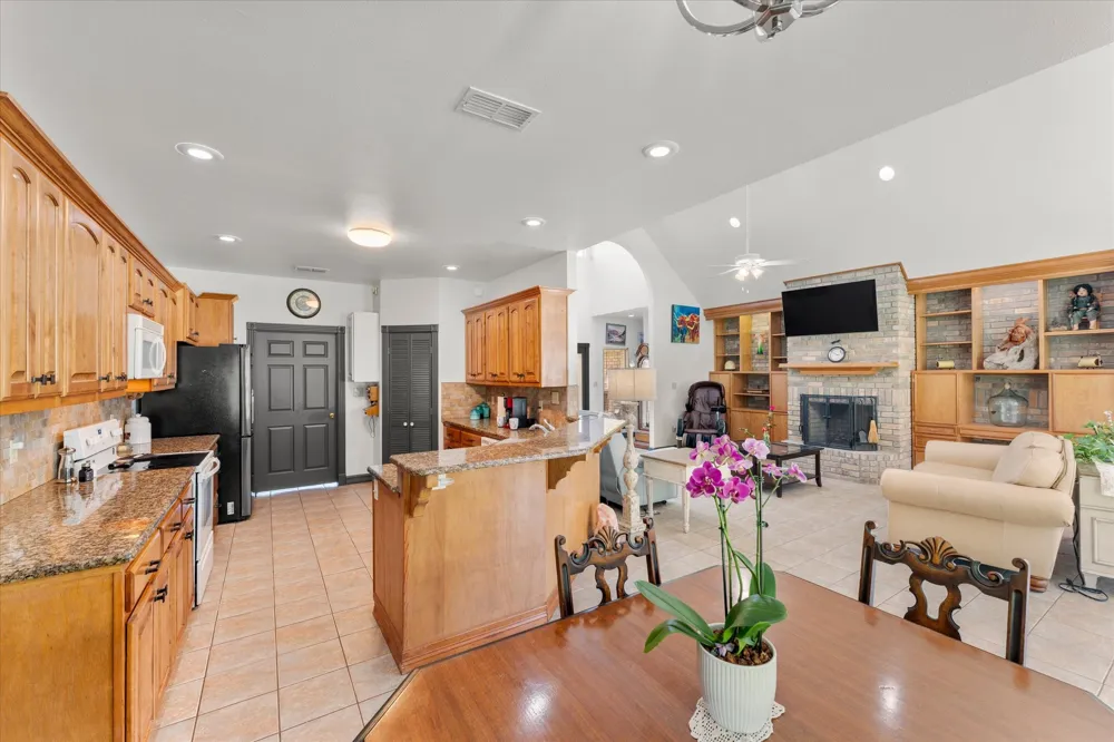 181 County Road 2137 Pittsburg, TX 75686