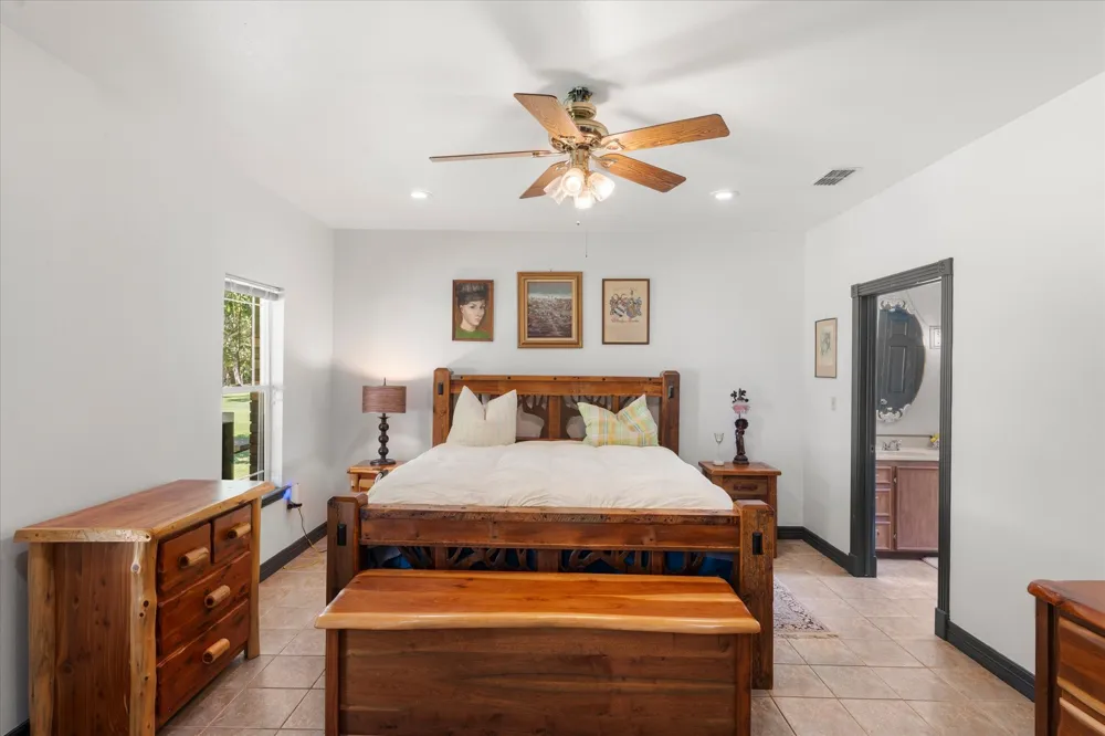 181 County Road 2137 Pittsburg, TX 75686