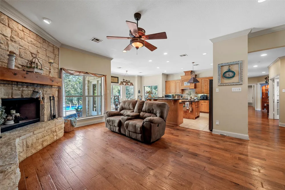 200 Johanne Point Road Bruceville Eddy, TX 76524