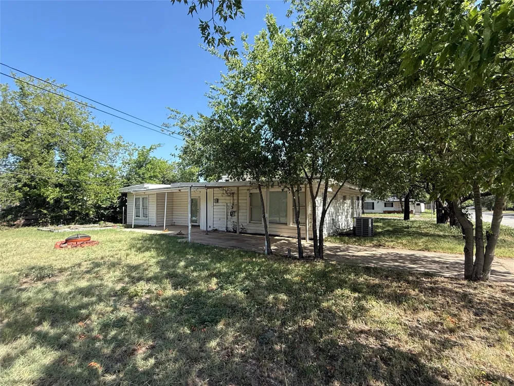 849 E North 11th Street Abilene, TX 79601