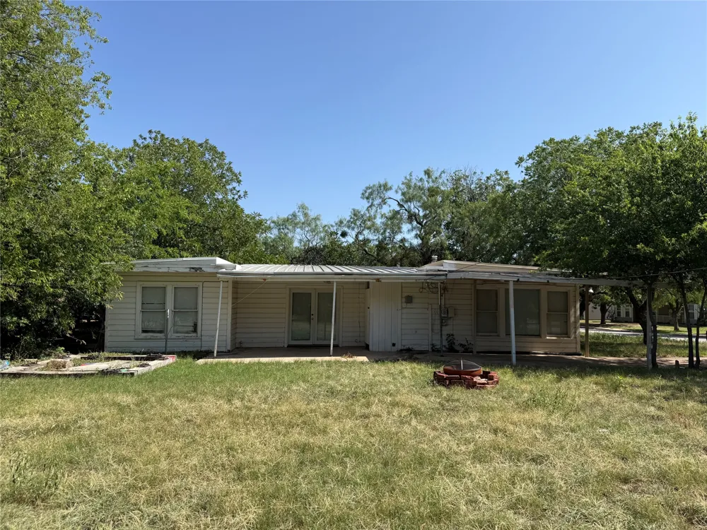 849 E North 11th Street Abilene, TX 79601