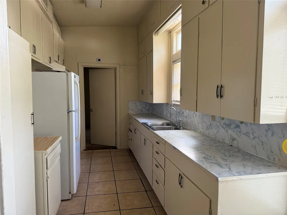 849 E North 11th Street Abilene, TX 79601