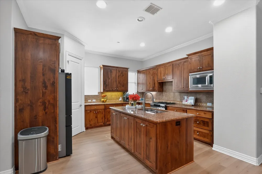 8233 Short Street Frisco, TX 75034