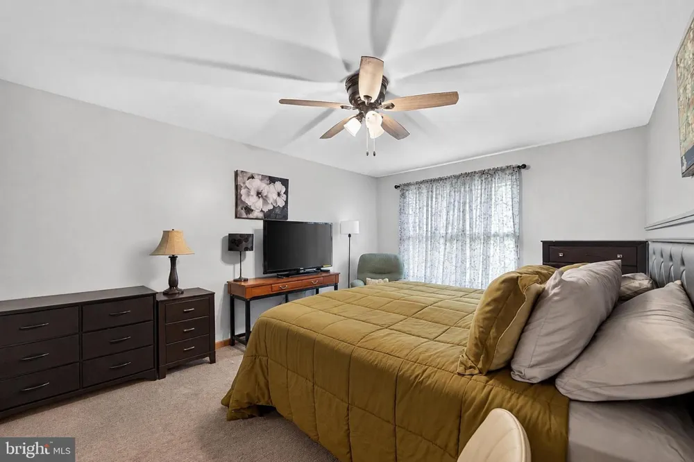 1120 HARBOUR DRIVE Palmyra, NJ 08065