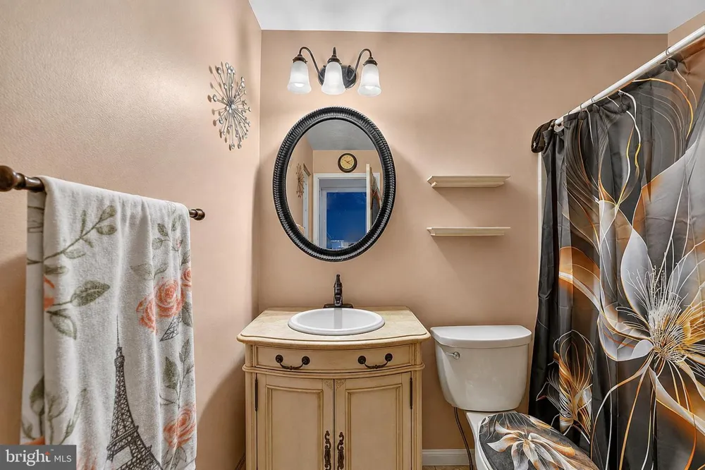 1120 HARBOUR DRIVE Palmyra, NJ 08065