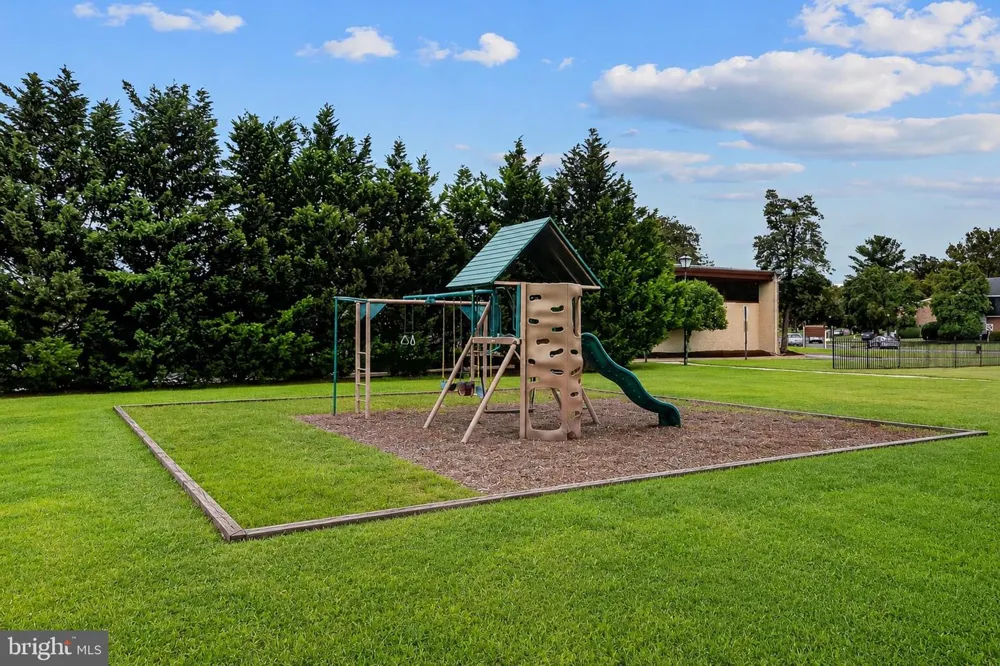 1120 HARBOUR DRIVE Palmyra, NJ 08065