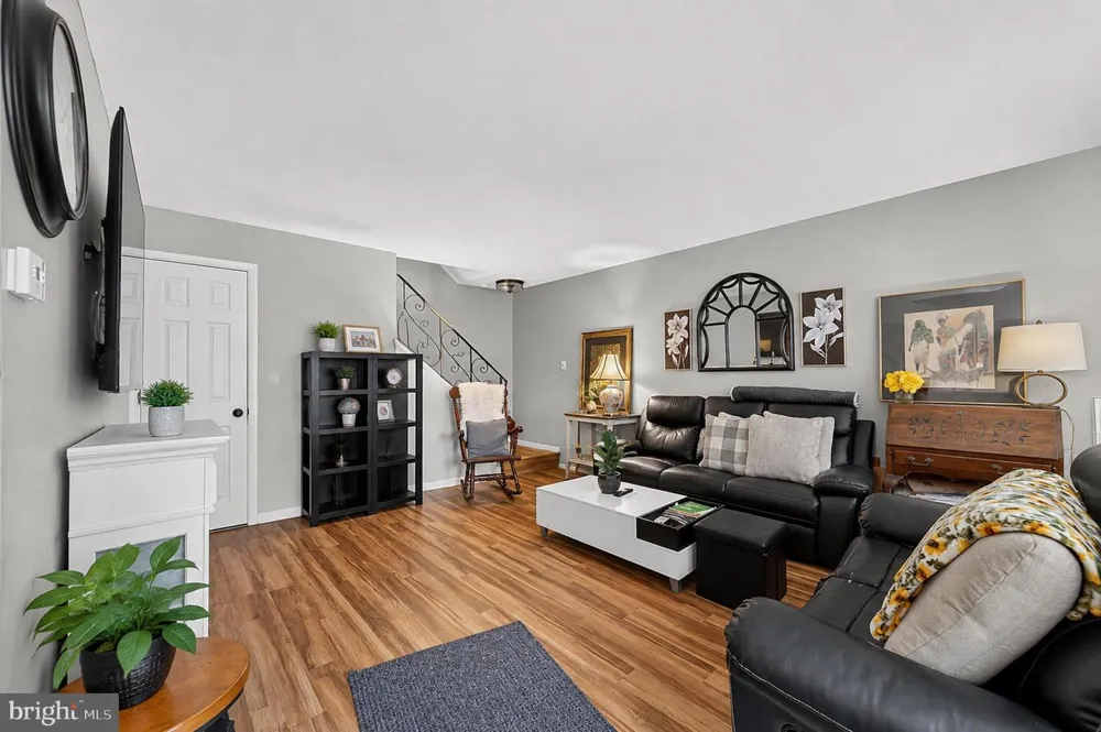 1120 HARBOUR DRIVE Palmyra, NJ 08065