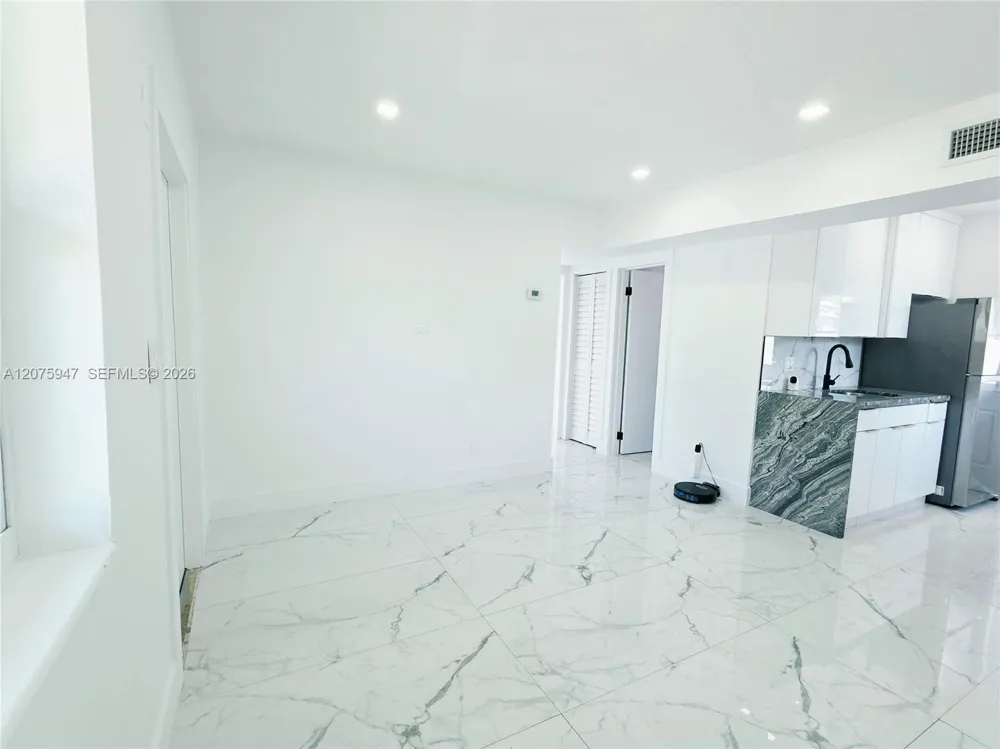 5301 NE 17th Ave #- Pompano Beach, FL 33064