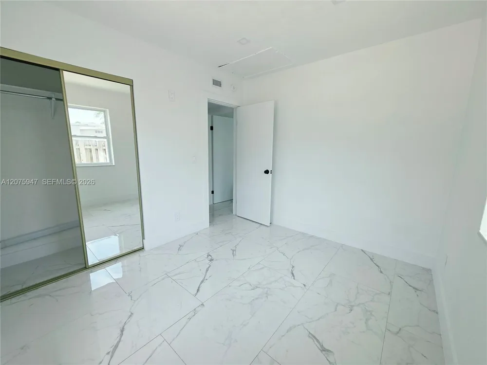 5301 NE 17th Ave #- Pompano Beach, FL 33064