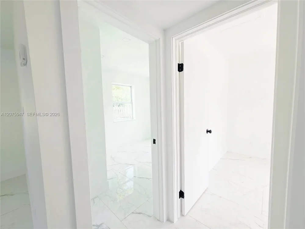 5301 NE 17th Ave #- Pompano Beach, FL 33064
