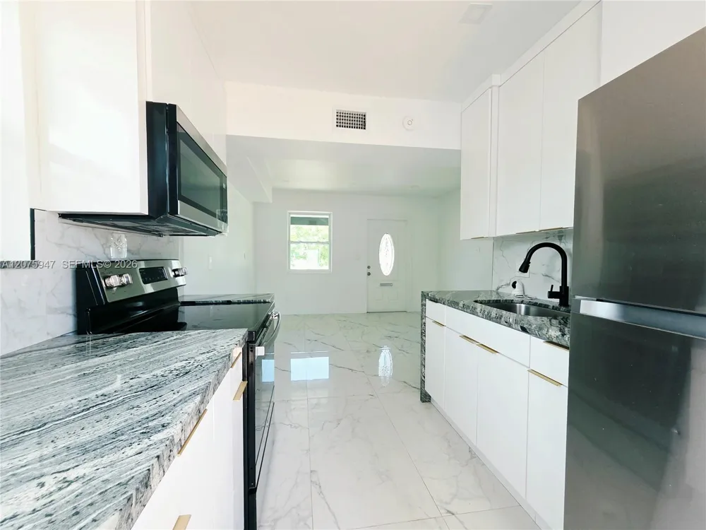 5301 NE 17th Ave #- Pompano Beach, FL 33064