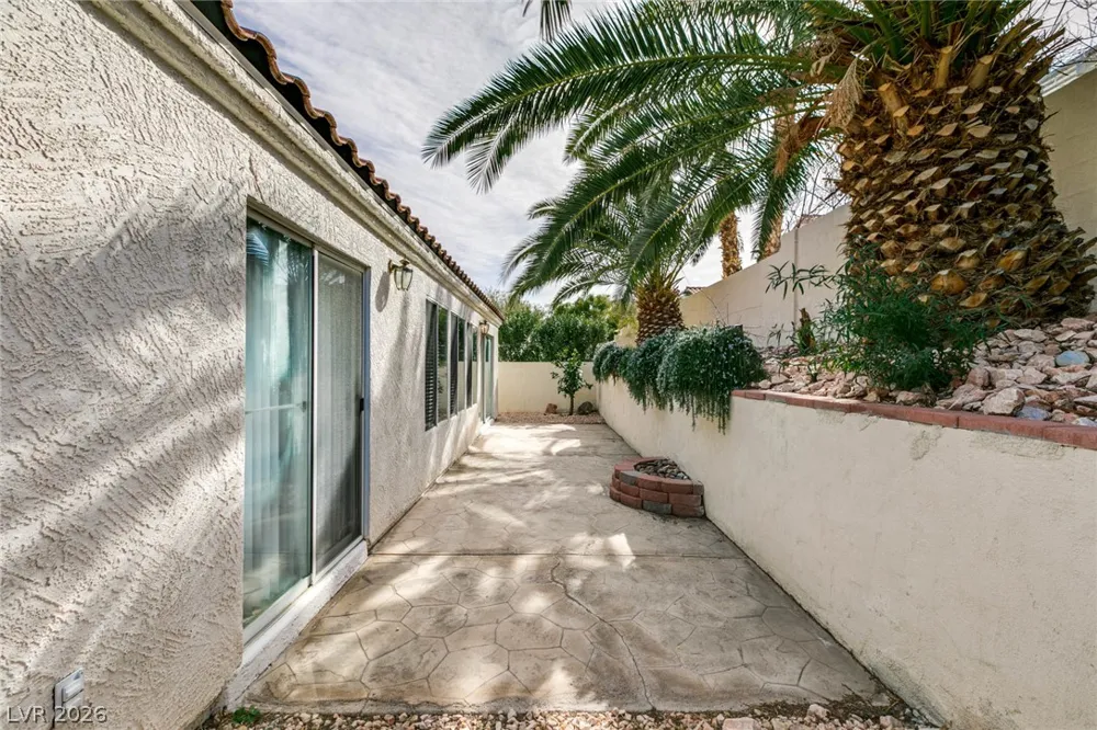 1831 Swallow Hill Avenue Henderson, NV 89012