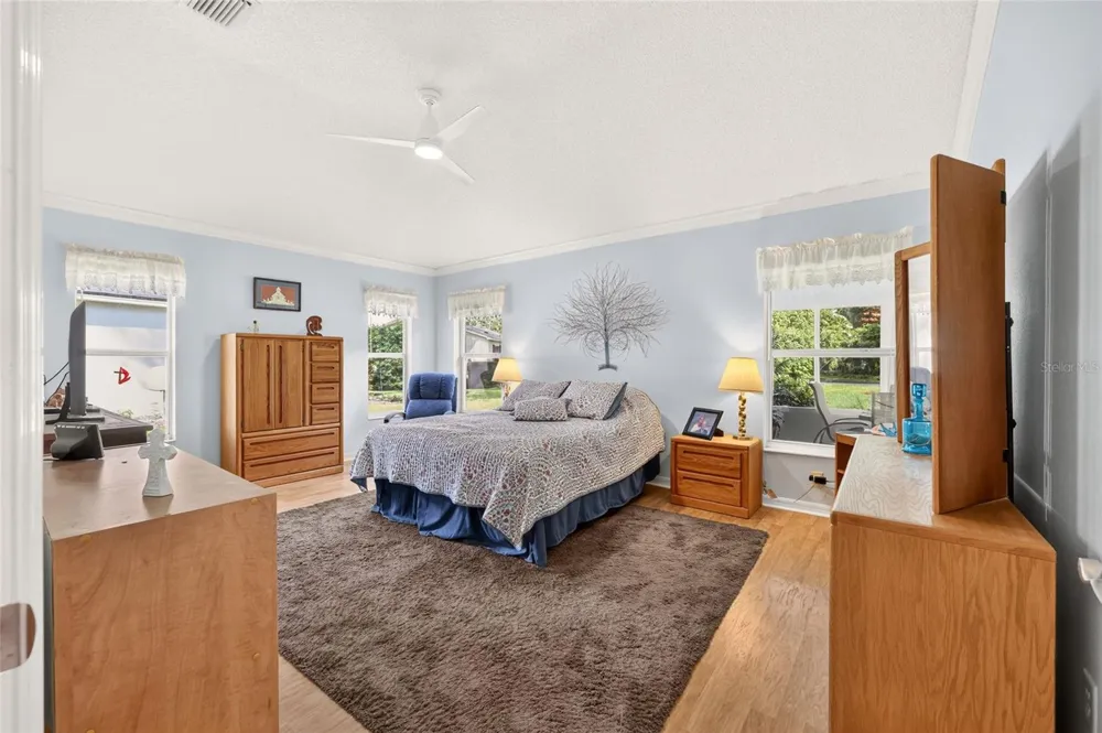 16822 SE 93RD CUTHBERT CIRCLE The Villages, FL 32162