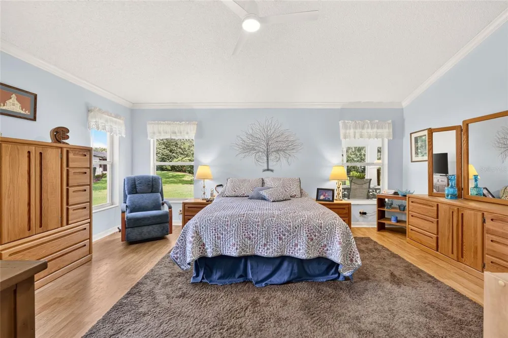 16822 SE 93RD CUTHBERT CIRCLE The Villages, FL 32162