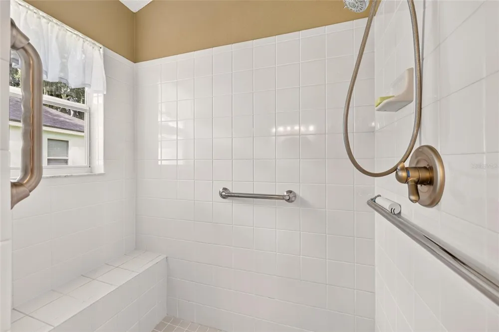 16822 SE 93RD CUTHBERT CIRCLE The Villages, FL 32162