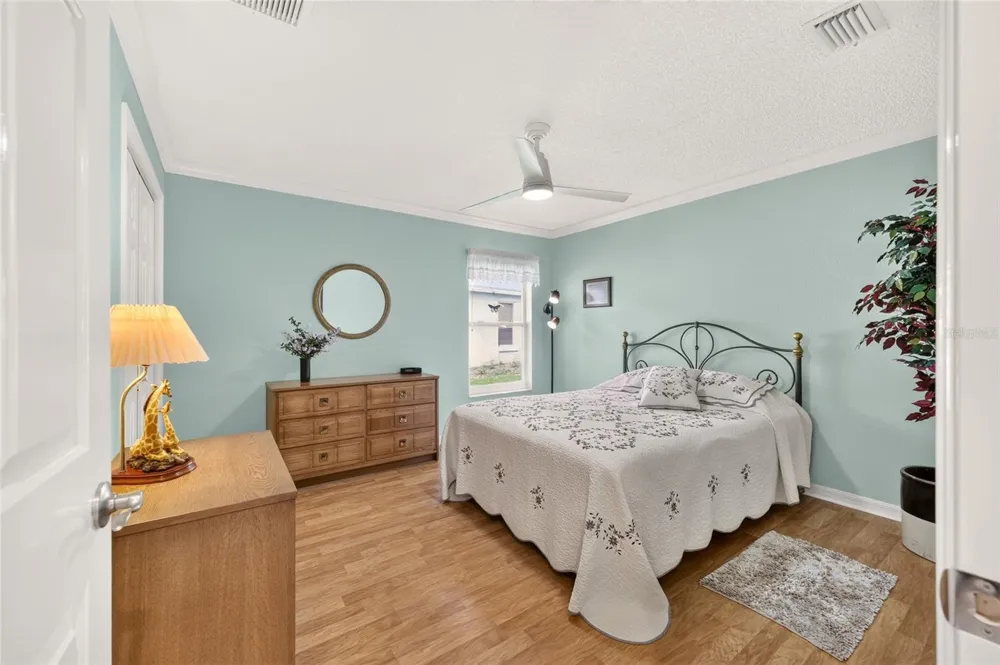 16822 SE 93RD CUTHBERT CIRCLE The Villages, FL 32162
