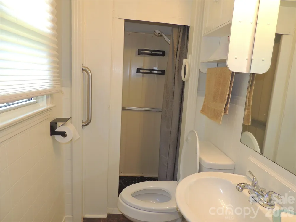 189 Westwood Drive Forest City, NC 28043