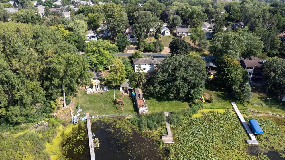 6247 Eagle Lake Drive Maple Grove, MN 55369