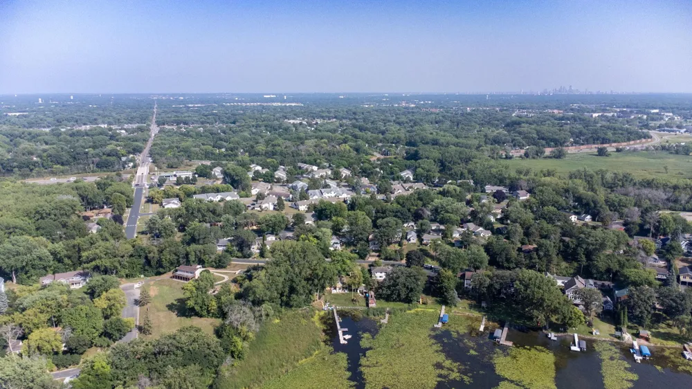 6247 Eagle Lake Drive Maple Grove, MN 55369
