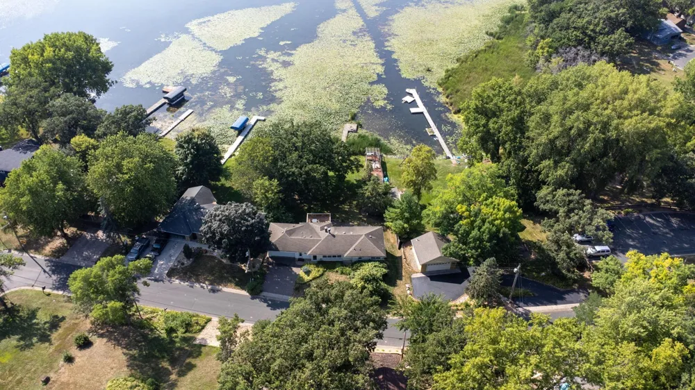 6247 Eagle Lake Drive Maple Grove, MN 55369