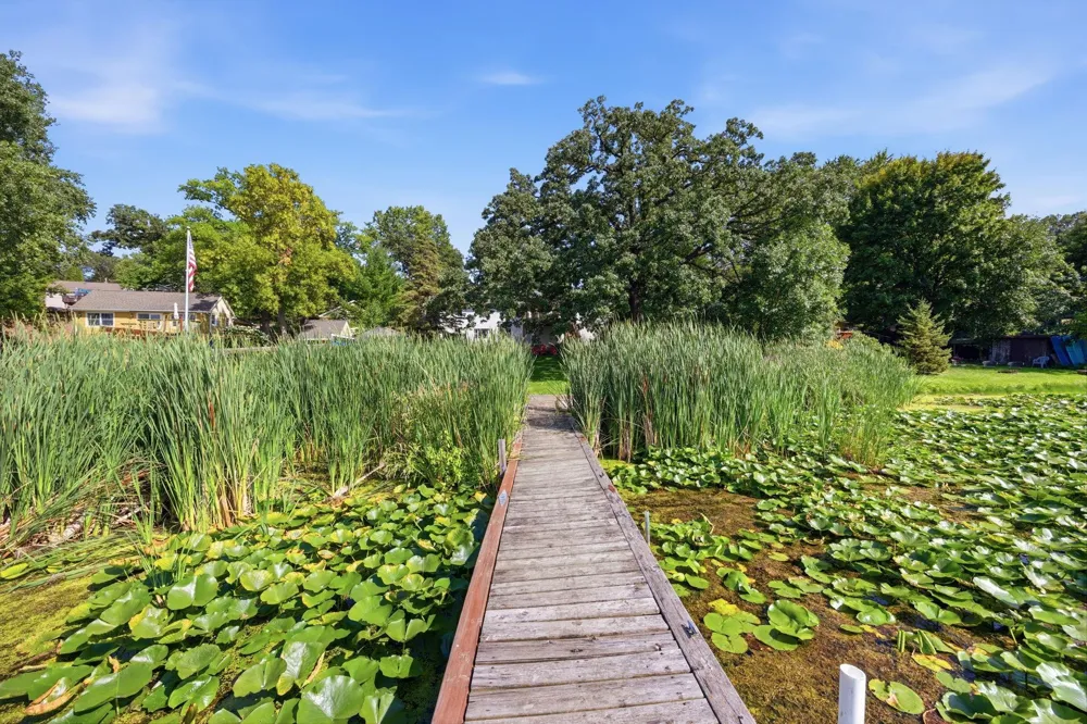 6247 Eagle Lake Drive Maple Grove, MN 55369