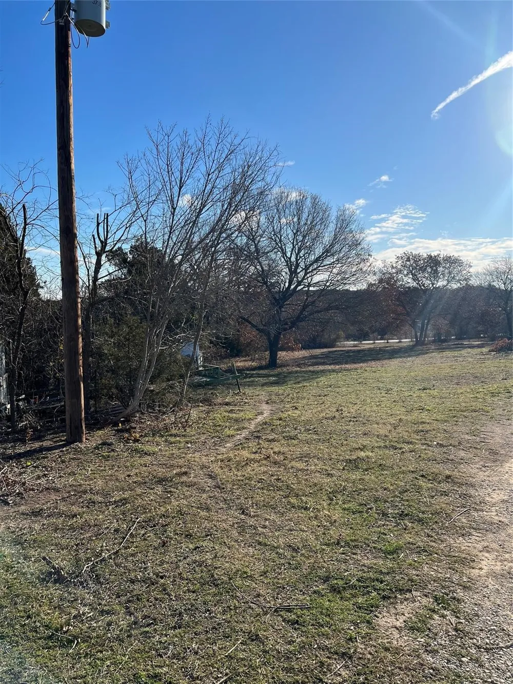 163 Edgehill Drive Azle, TX 76020