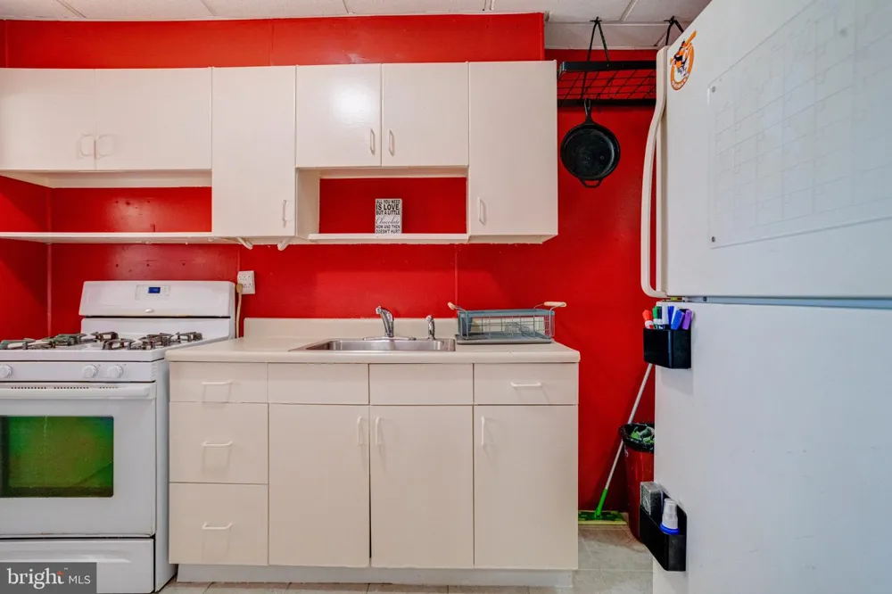 8340 KAVANAGH ROAD Baltimore, MD 21222