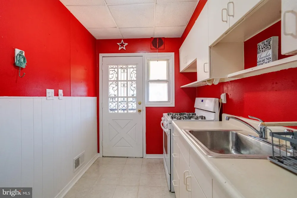 8340 KAVANAGH ROAD Baltimore, MD 21222