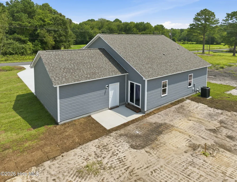 589 Batchelor Road Richlands, NC 28574