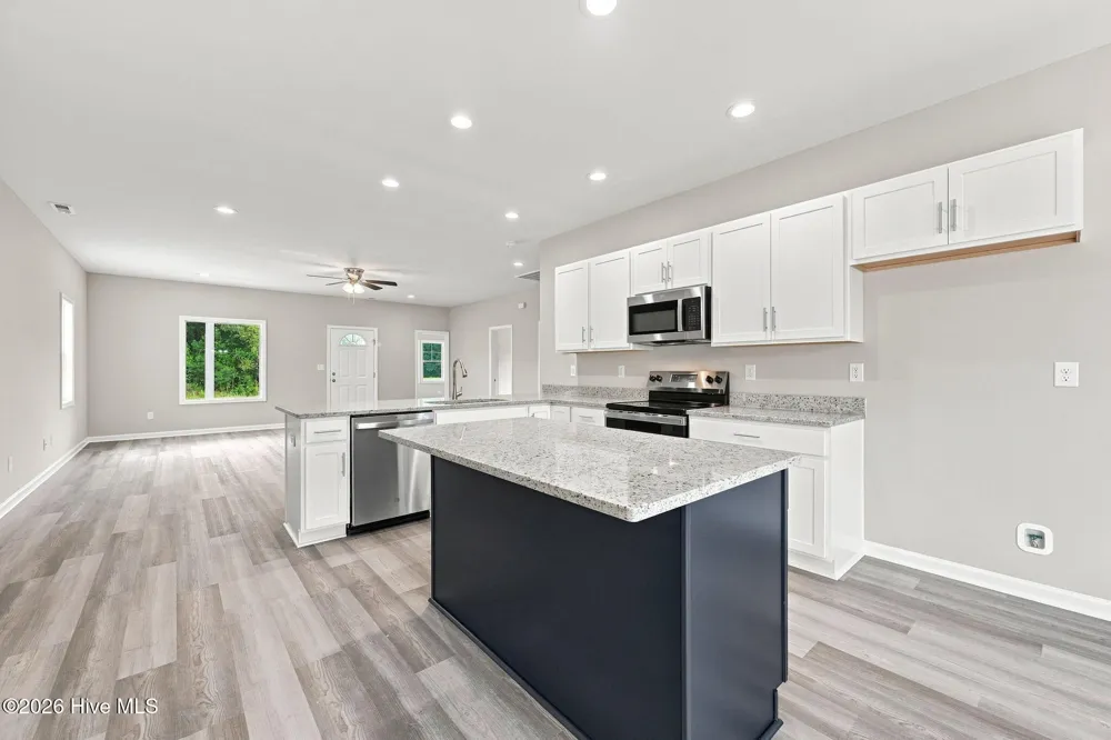 589 Batchelor Road Richlands, NC 28574