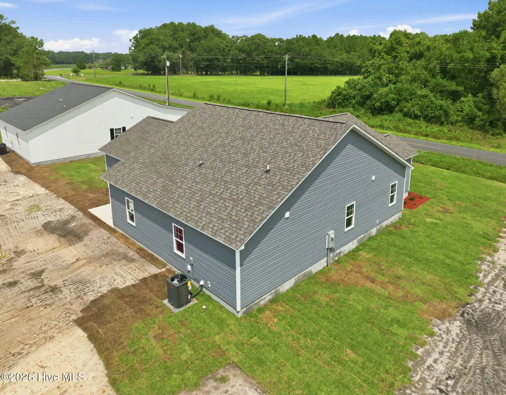 589 Batchelor Road Richlands, NC 28574
