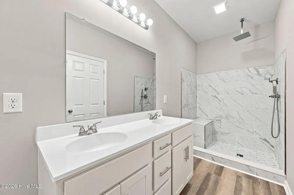 589 Batchelor Road Richlands, NC 28574